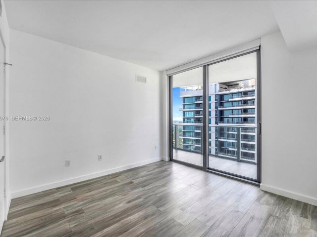 Apartment for sale  Unit #4807 - photo 7436062