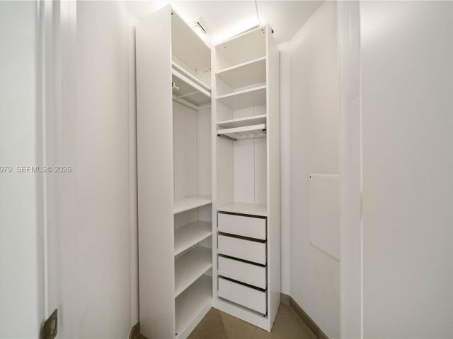 Apartment for sale  Unit #1201 - photo 7527304