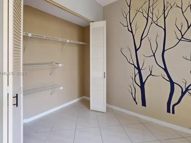 2-bedroom condo for sale in Hallandale Beach - 2500 PARKVIEW DR 417 - MondialRealty