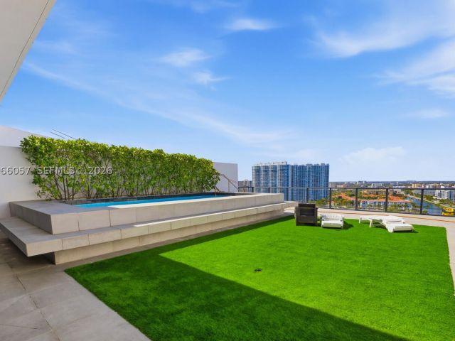 5-bedroom condo for sale in Aventura - 5500 Island Estates Dr 1506 - MondialRealty