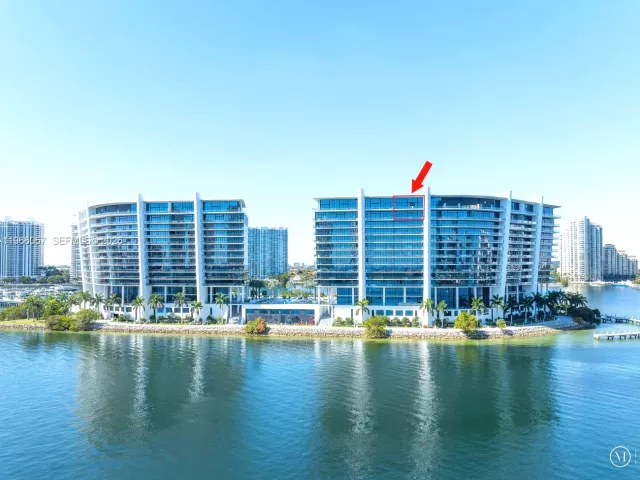 5-bedroom condo for sale in Aventura - 5500 Island Estates Dr 1506 - MondialRealty
