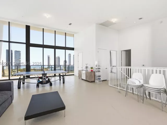 5-bedroom condo for sale in Aventura - 5500 Island Estates Dr PH 1506 - MondialRealty