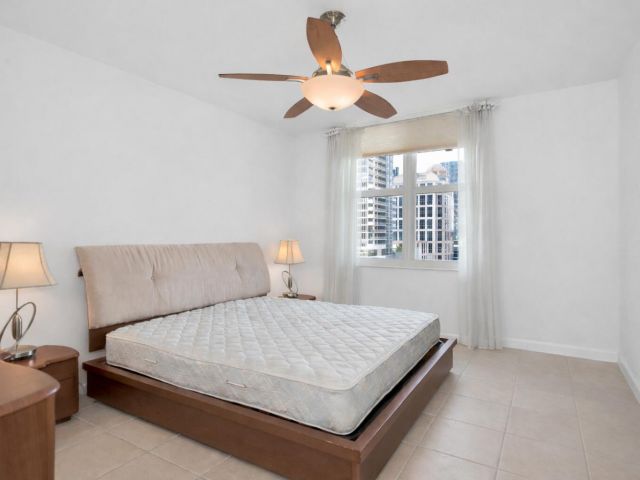 3-bedroom condo for rent in Fort Lauderdale - 511 SE 5th Avenue 1217 - MondialRealty