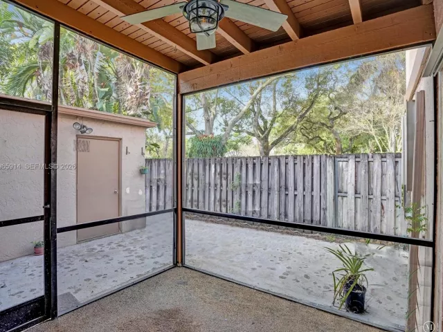 Home for sale at 6 Chestnut Cir - photo 7450875