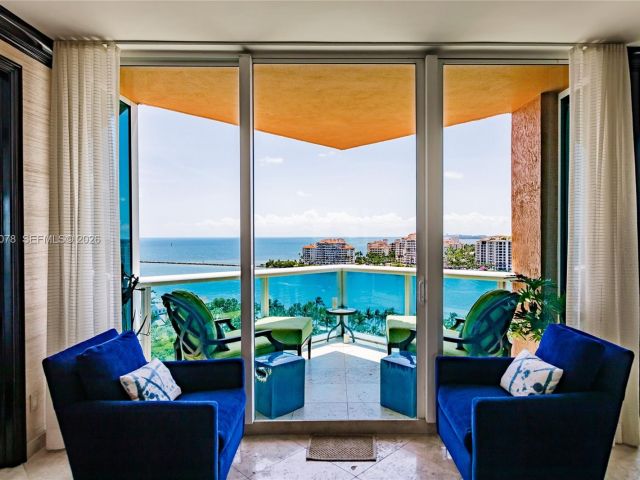 Apartment for rent  Unit #1604 - photo 7438918