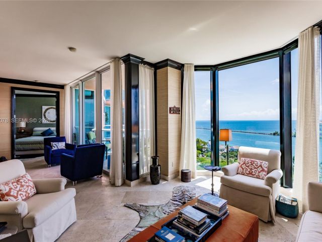 Apartment for rent  Unit #1604 - photo 7438920