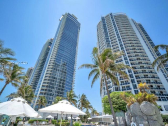 Apartment for sale  Unit #917 - photo 7444942