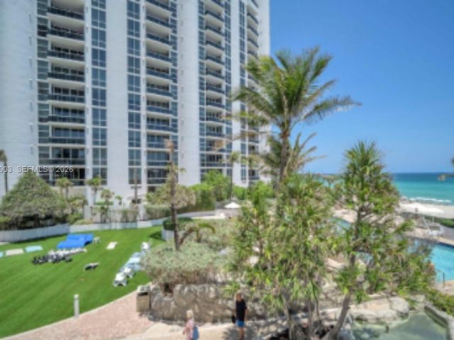 Apartment for sale  Unit #917 - photo 7444944