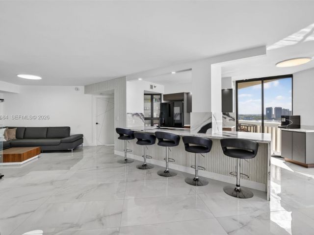 Apartment for sale  Unit #1710 - photo 7487505