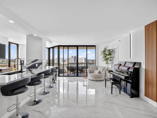 Apartment for sale  Unit #1710 - photo 7487515