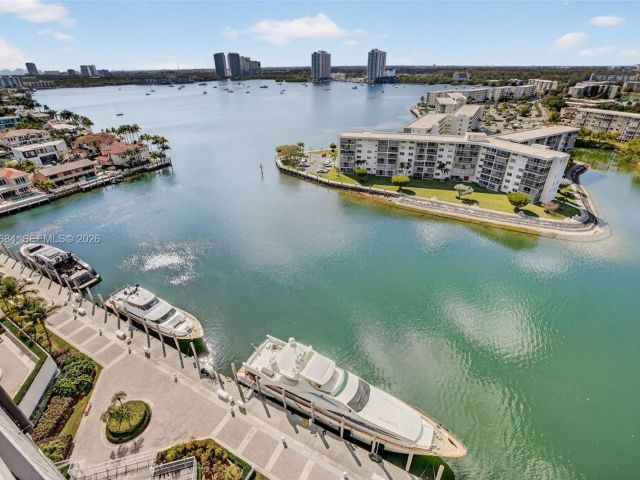 Apartment for sale  Unit #1710 - photo 7487523