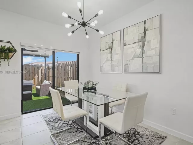 3-bedroom home for sale in Miami - 9941 SW 231st Ln 9941 - MondialRealty