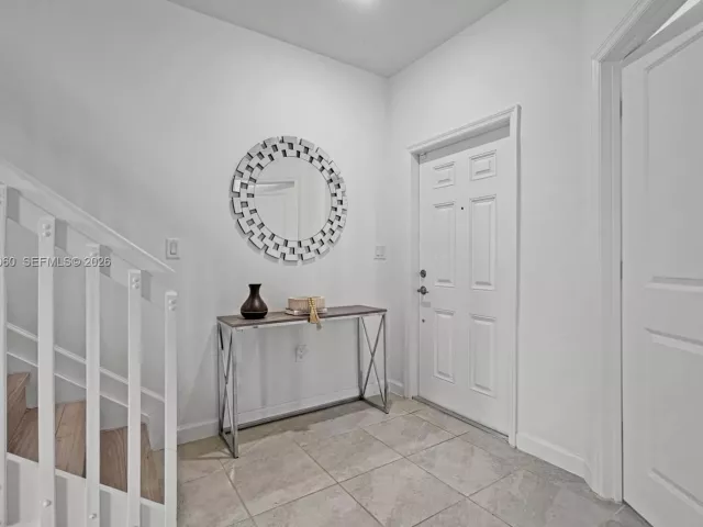 3-bedroom home for sale in Miami - 9941 SW 231st Ln 9941 - MondialRealty