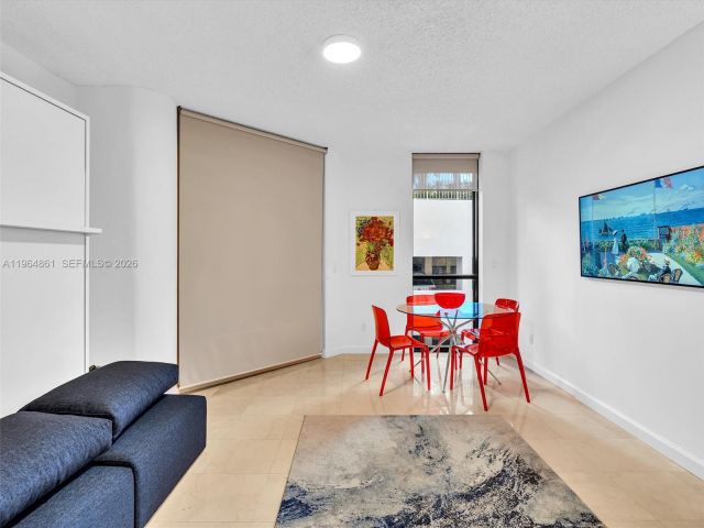 Apartment for sale  Unit #305 - photo 7445867