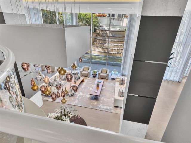 Apartment for sale  Unit #305 - photo 7445878