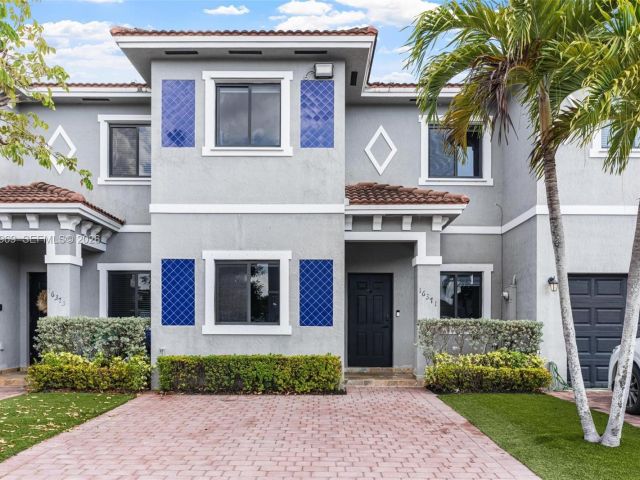 Home for sale at 16371 SW 44th Ter - photo 7436702