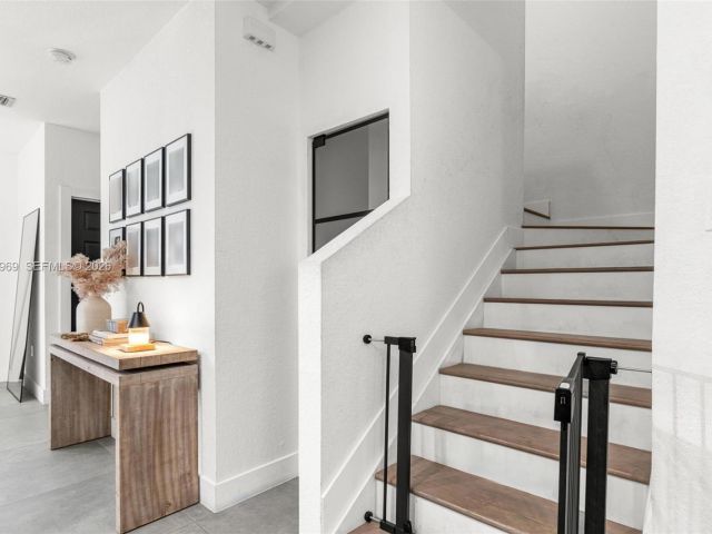 Home for sale at 16371 SW 44th Ter - photo 7436711