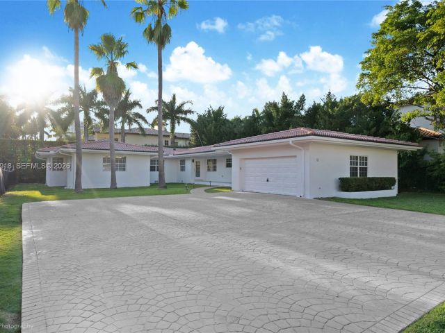 Home for rent at 52 Camden Dr - photo 7477232