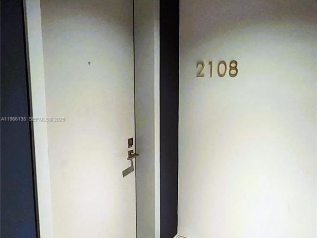 Apartment for rent  Unit #2108 - photo 7508219