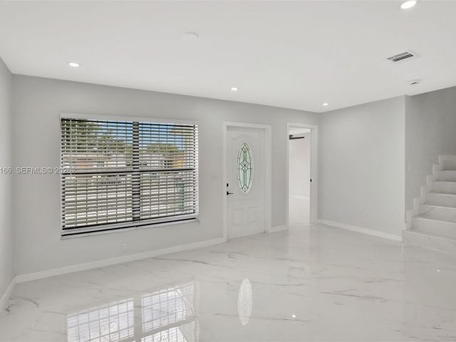 Home for sale at 3916 NW 207th St Rd - photo 7436973