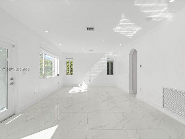 Home for rent at 15786 SW 141st St 15786 - photo 7436790