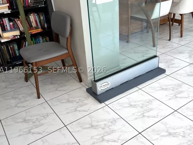 2-bedroom condo for sale in Surfside - 9225 Collins Ave 302 - MondialRealty