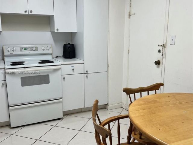 Apartment for sale  Unit #302 - photo 7506663