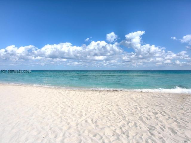 Apartment for sale  Unit #302 - photo 7506674