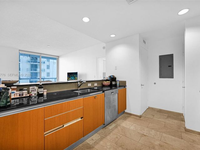 Apartment for sale  Unit #2910 - photo 7438772