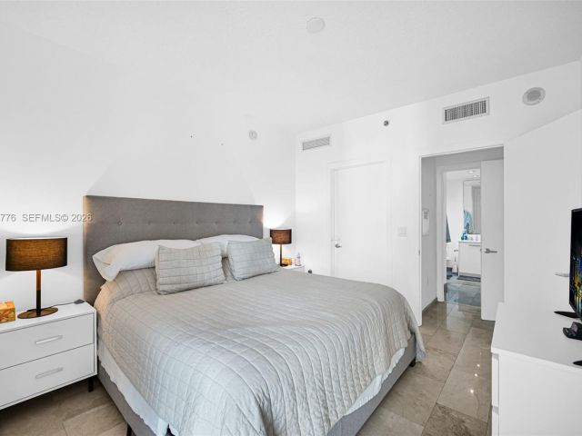 Apartment for sale  Unit #2910 - photo 7438776