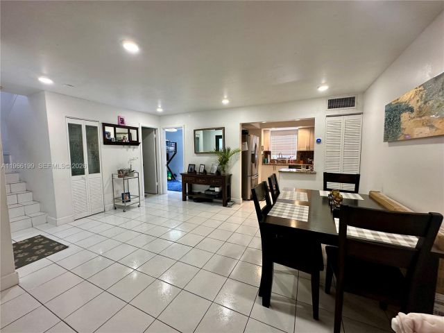 3-bedroom home for rent in Miami - 6712 SW 114th Ave - MondialRealty
