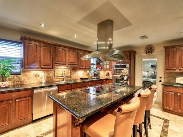 Home for rent at 5826 SW 17th St 0 - photo 7445525