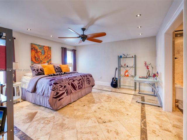 Home for rent at 5826 SW 17th St 0 - photo 7445534