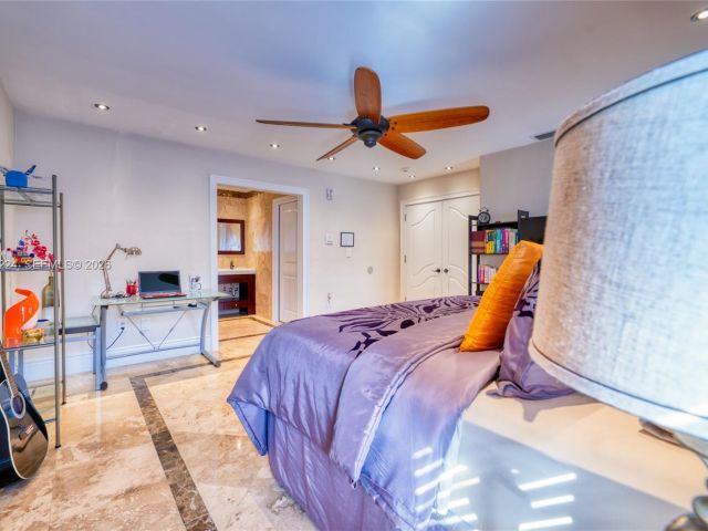 Home for rent at 5826 SW 17th St 0 - photo 7445536