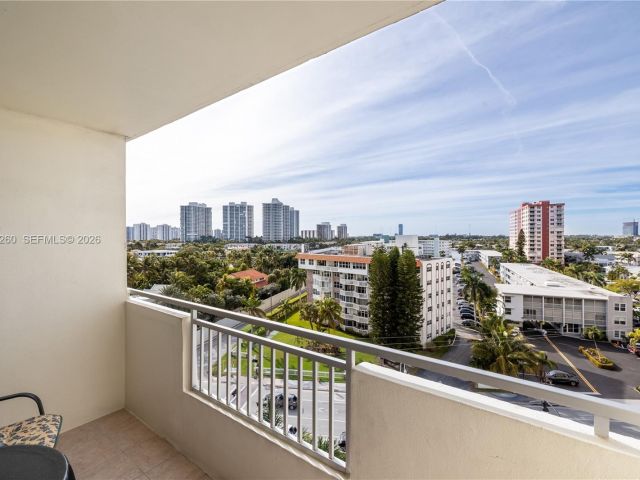 Apartment for rent  Unit #718 - photo 7437901