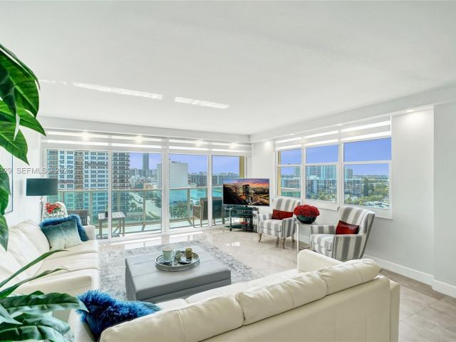 Apartment for rent  Unit #1235 - photo 7477442