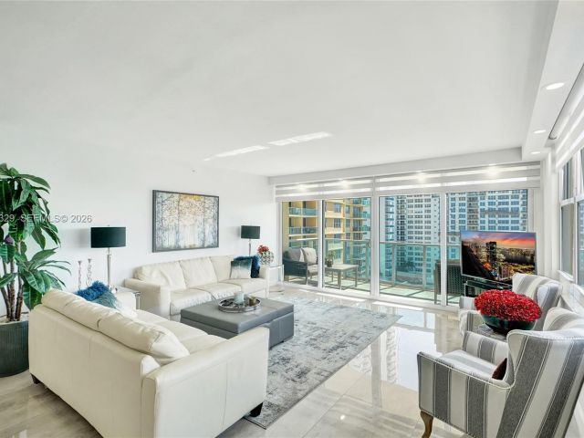 Apartment for rent  Unit #1235 - photo 7477443