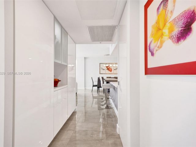 Apartment for rent  Unit #1235 - photo 7477455