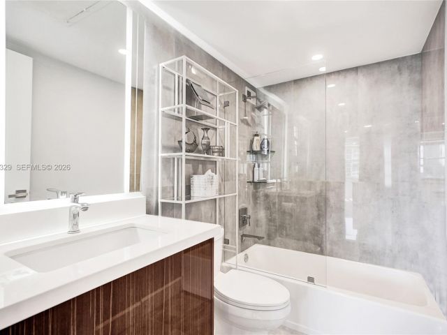 Apartment for rent  Unit #1235 - photo 7477457