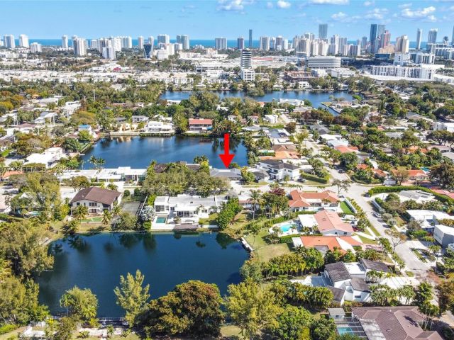 Home for sale at 19721 NE 23rd Ave - photo 7437521