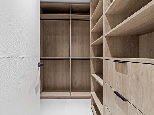 Home for sale at 19721 NE 23rd Ave - photo 7437524