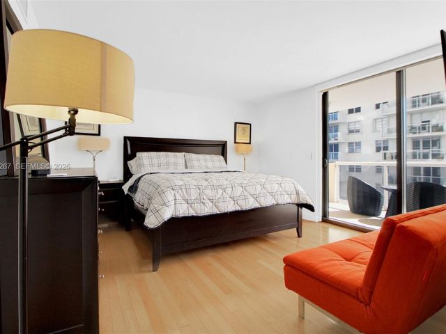 Apartment for sale  Unit #1003 - photo 7438245