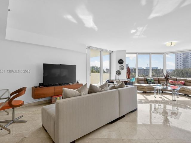 Apartment for sale  Unit #510 - photo 7442660