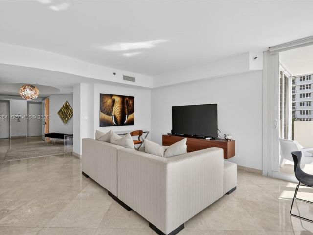 Apartment for sale  Unit #510 - photo 7442661