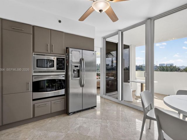 Apartment for sale  Unit #510 - photo 7442669