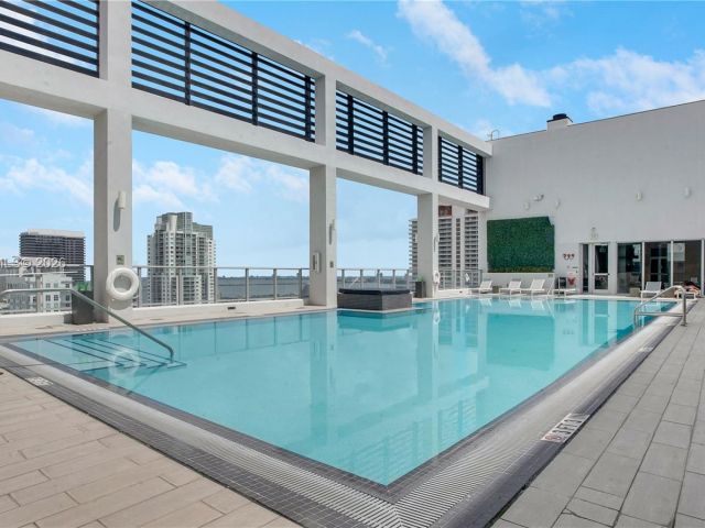 Apartment for sale  Unit #2101 - photo 7439176