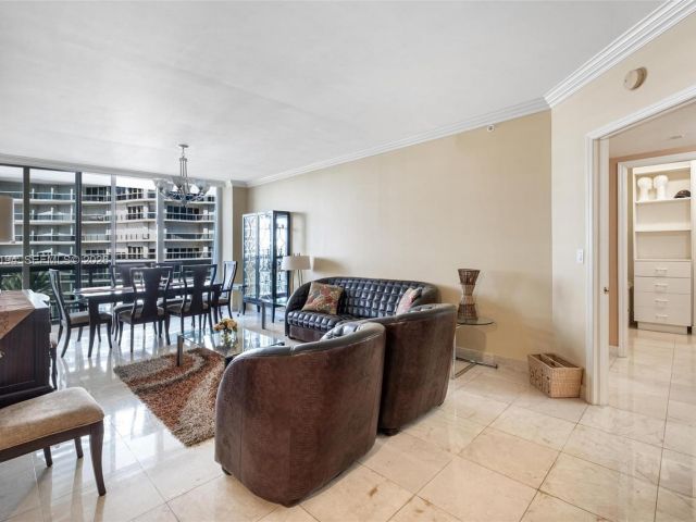 Apartment for sale  Unit #N6-J - photo 7506815