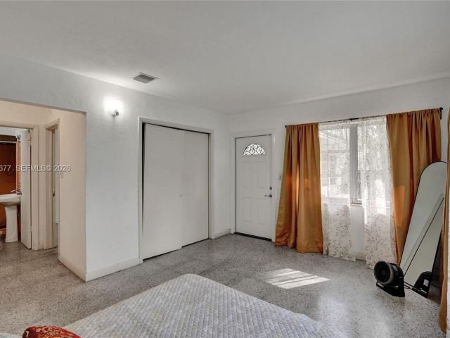 Home for sale at 18500 NE 23rd Ct - photo 7437498