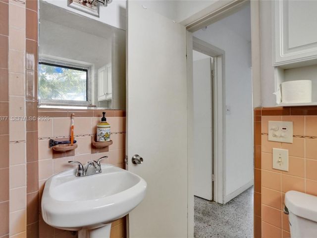 Home for sale at 18500 NE 23rd Ct - photo 7437500