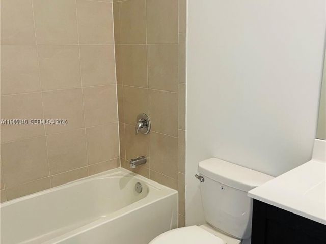 3-bedroom home for rent in Homestead - 1695 SE 27th Rd 1695 - MondialRealty